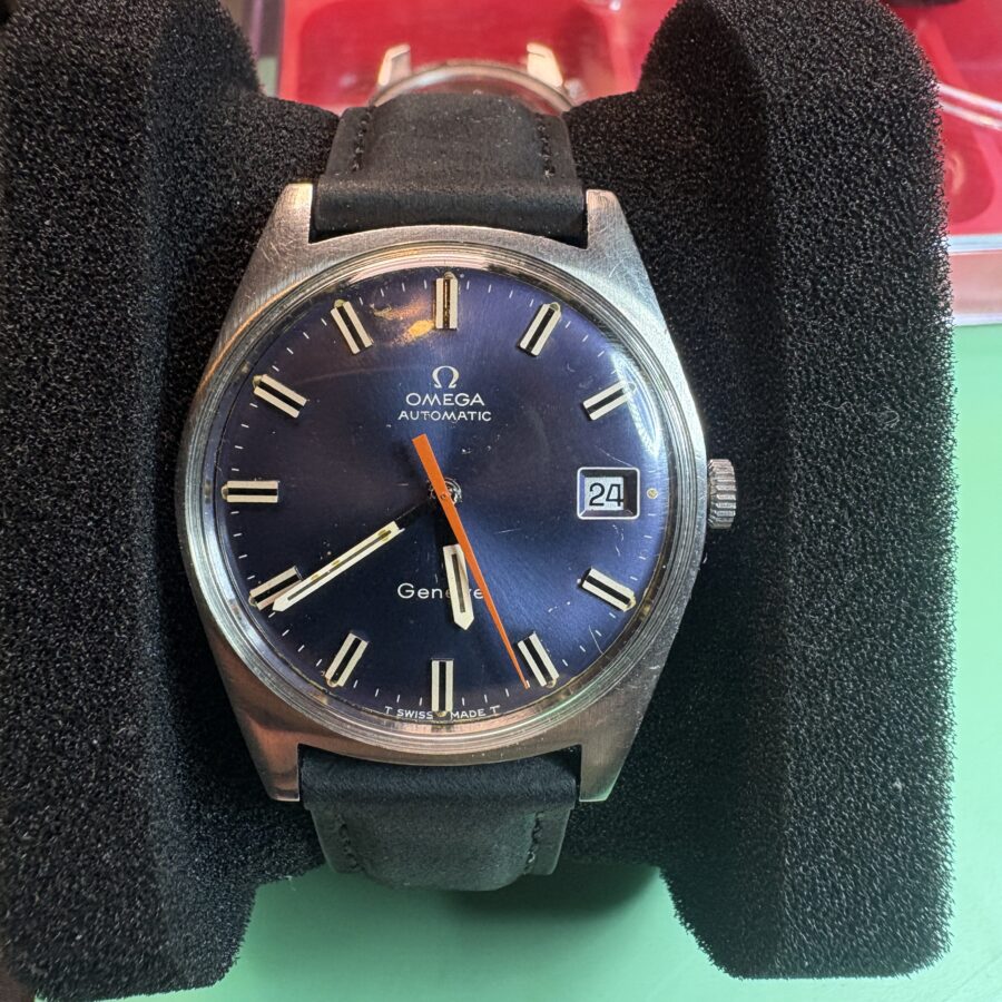 Omega Geneve ref. 166.041 fra 1969 med blå skive
