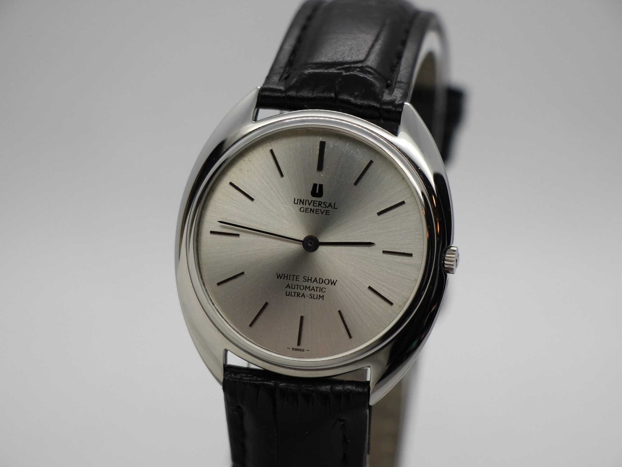 Universal Genève White Shadow Automatic (866152)